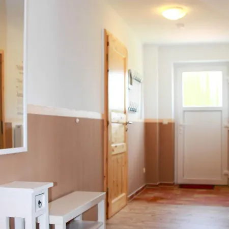 Apartment Am Alten Gutshaus Nossentiner Huette