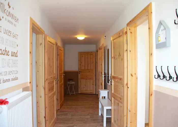 Am Alten Gutshaus * Nossentiner Hütte